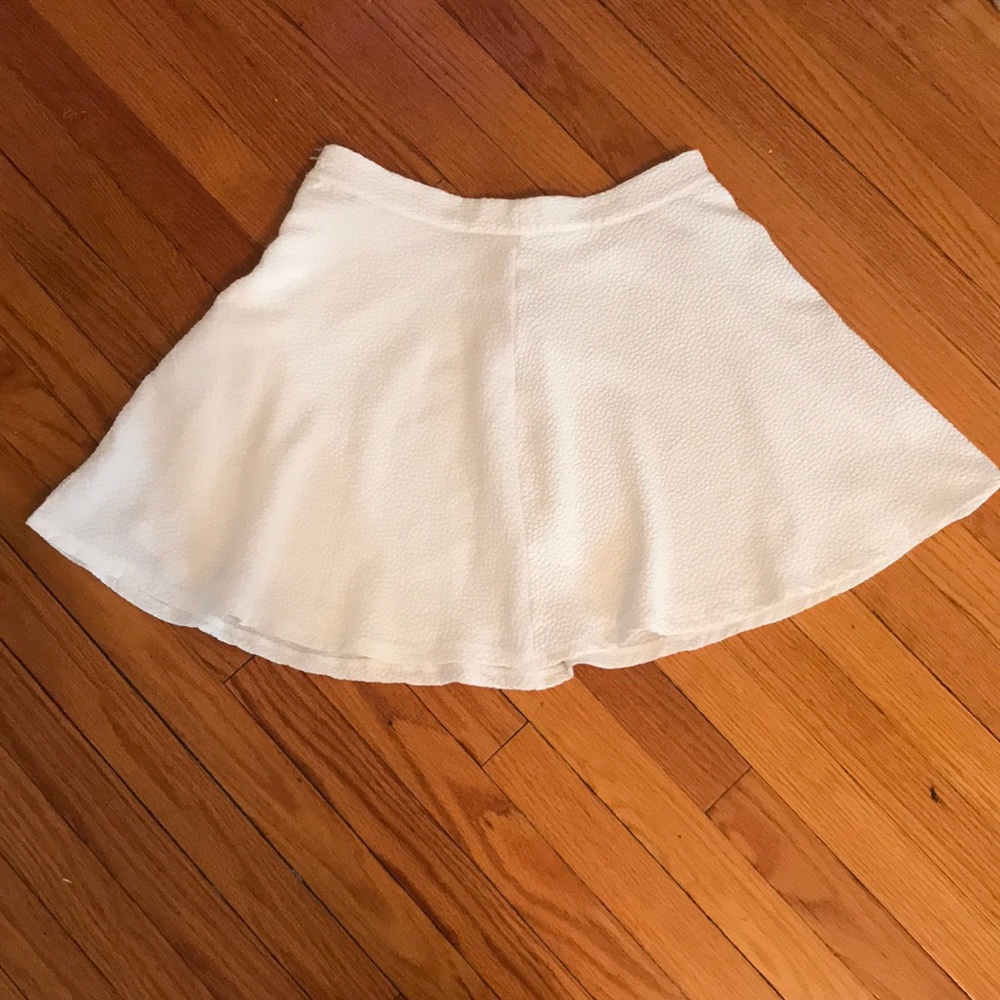 White Circle skirt